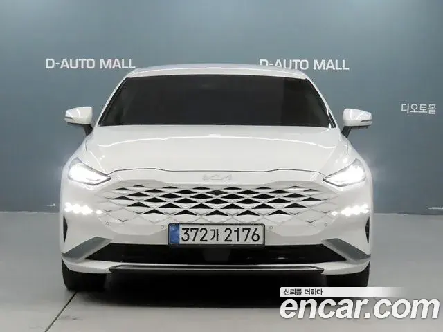 Kia K8 2021 — Photo 1/20