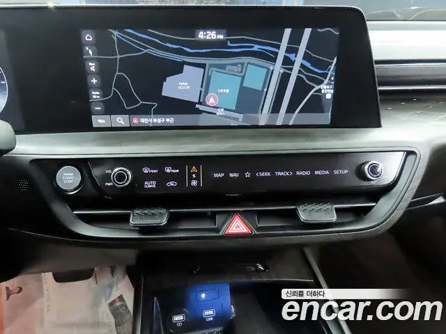 Kia K8 2021 — Photo 10/20
