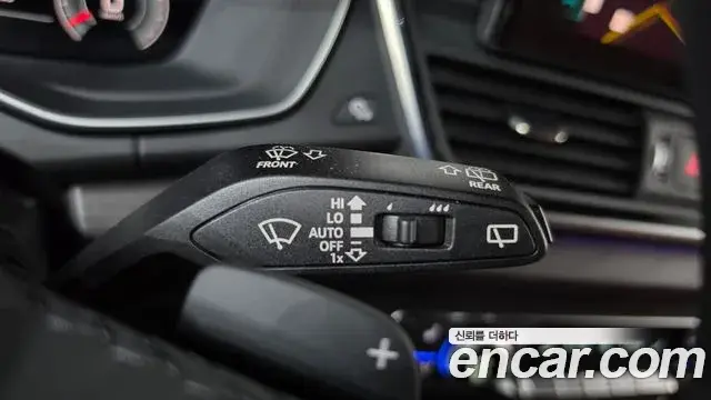Audi Q5 2023 — Photo 14/20