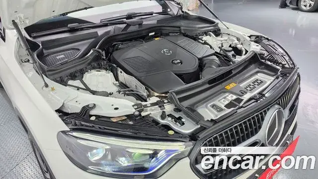 Mercedes-Benz GLC-Class 2025 — Photo 5/20