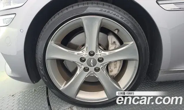 Genesis Electrified G80 2021 — Photo 5/20
