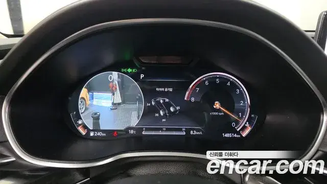 Genesis Electrified G80 2020 — Photo 8/20