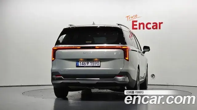 Kia Carnival 2024 — Photo 4/20