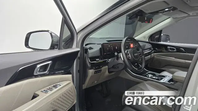 Kia Carnival 2024 — Şəkil 10/20