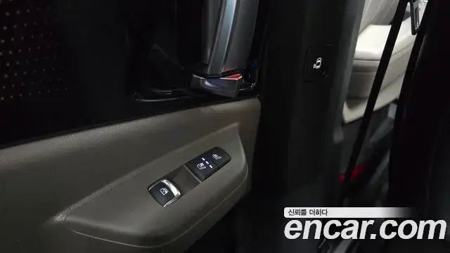 Kia Carnival 2024 — Şəkil 16/20