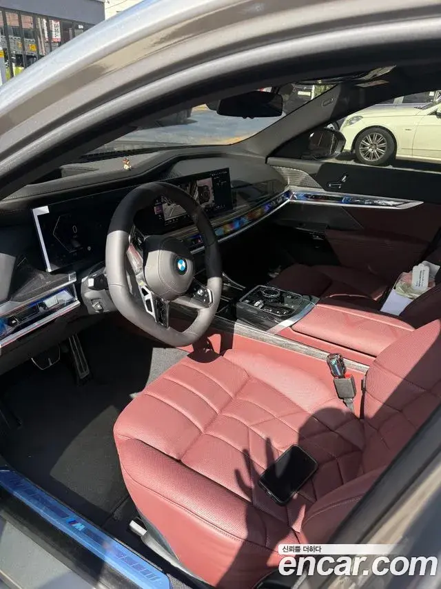 BMW 7 Series 2026 — Photo 8/20