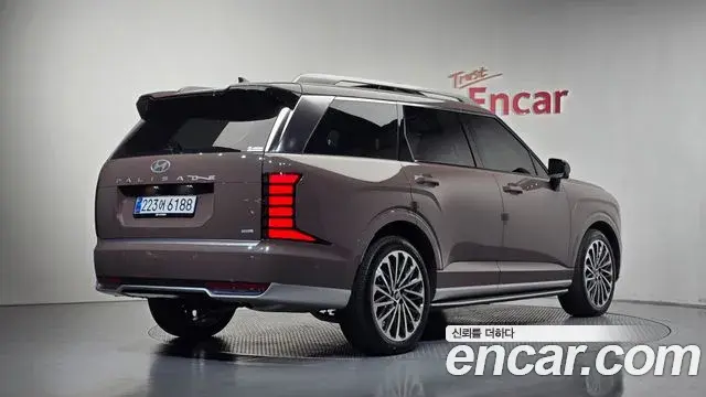 Hyundai Palisade 2025 — Photo 2/20
