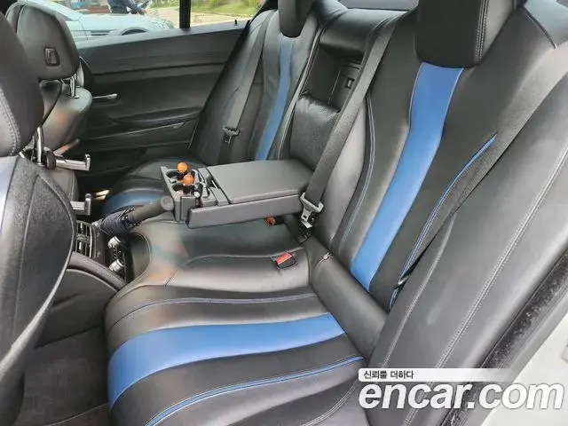 BMW 6 Series 2018 — Photo 11/17