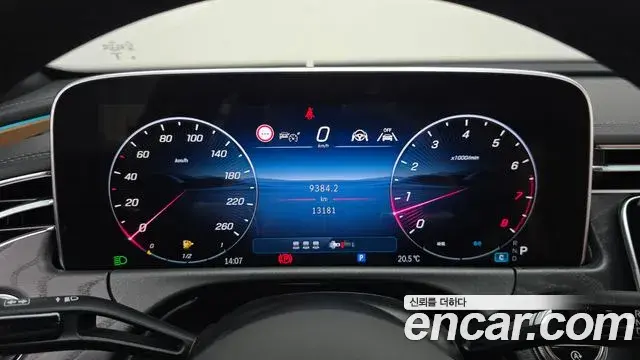 Mercedes-Benz E-Class 2025 — Фото 8/20