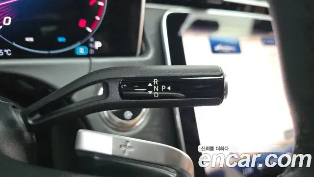 Mercedes-Benz E-Class 2025 — Фото 9/20