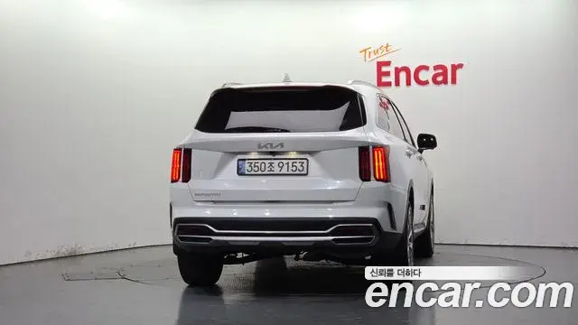 Kia Sorento 2022 — Photo 4/20