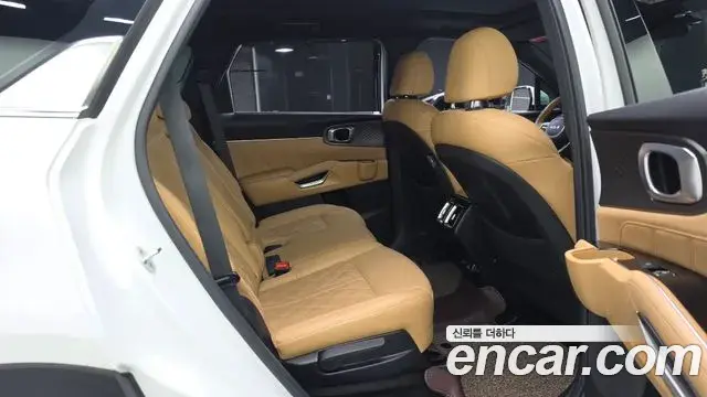 Kia Sorento 2022 — Photo 11/20