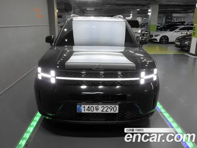 Hyundai Santa Fe 2025 — Photo 2/19