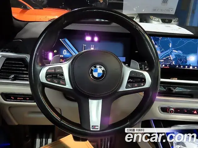 BMW X7 2023 — Photo 14/20