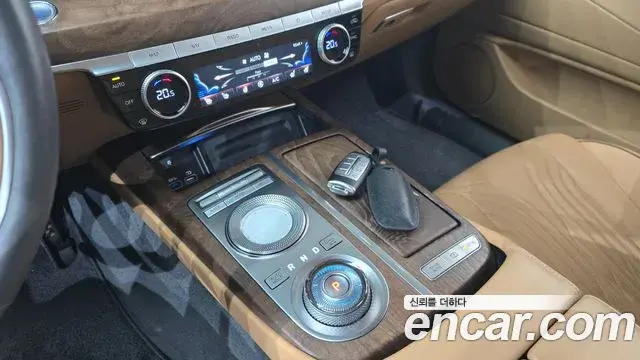Genesis Electrified G80 2020 — Photo 9/20