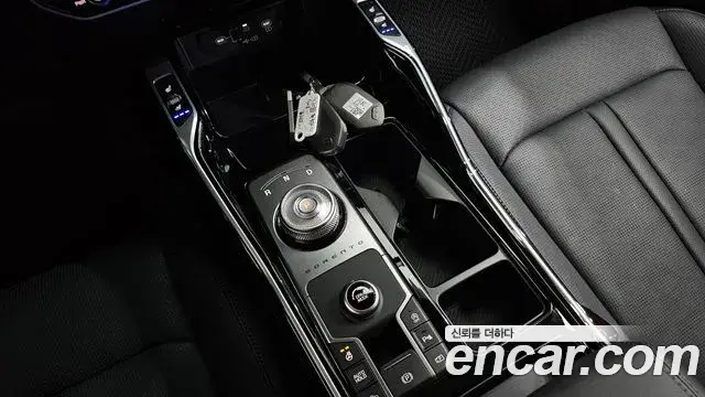 Kia Sorento 2025 — Фото 9/20