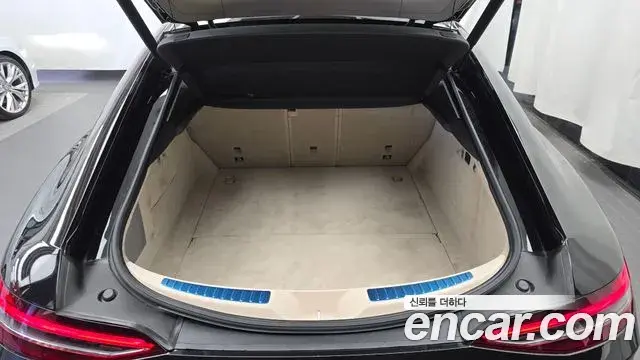 Mercedes-Benz AMG GT 2021 — Photo 17/20