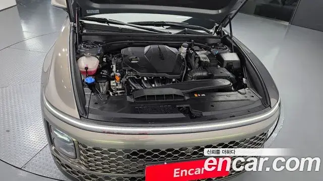 Hyundai Grandeur 2023 — Photo 6/20