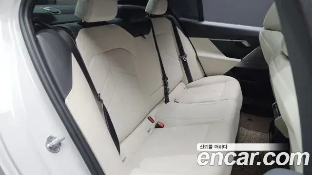BMW 5 Series 2024 — Photo 11/20