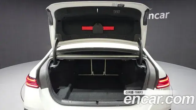 BMW 5 Series 2024 — Photo 17/20