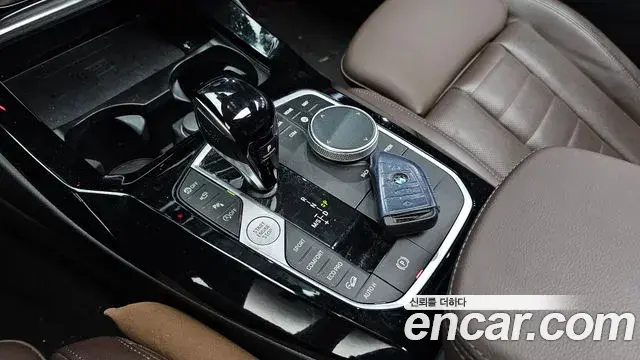 BMW X3 2024 — Photo 9/20