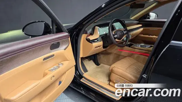 Genesis G90 2023 — Photo 10/20