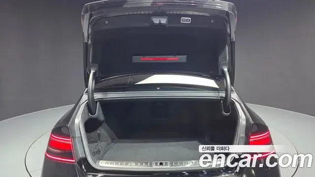 Genesis G90 2023 — Photo 20/20