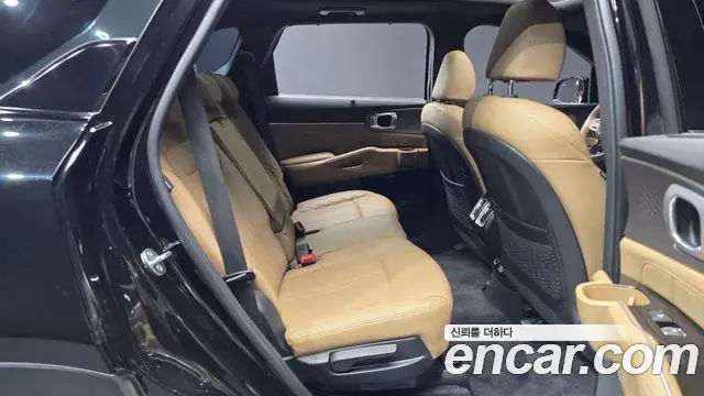 Kia Sorento 2024 — Photo 12/20