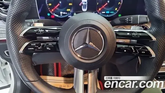 Mercedes-Benz E-Class 2021 — ფოტო 5/20