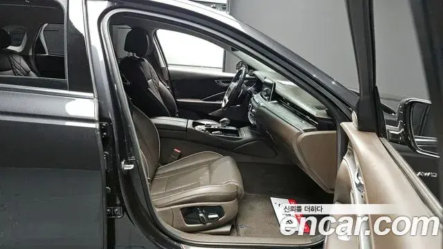 Kia The K9 2018 — Photo 15/20