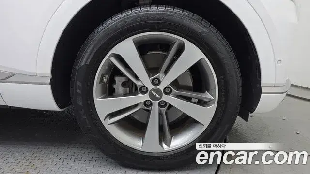 Genesis GV80 2020 — Photo 2/20