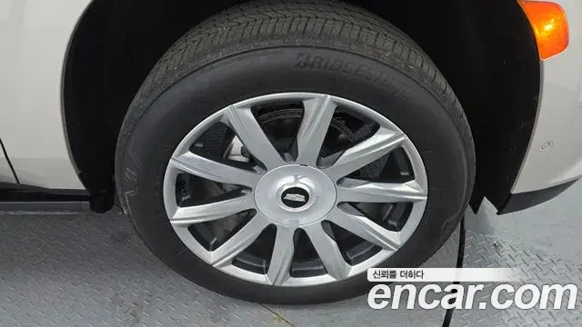 Cadillac Escalade 2022 — Photo 6/20