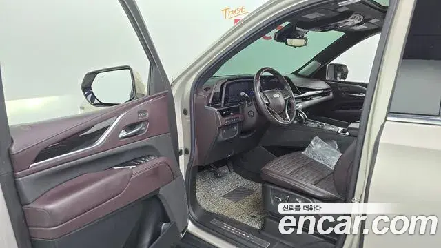 Cadillac Escalade 2022 — Photo 14/20