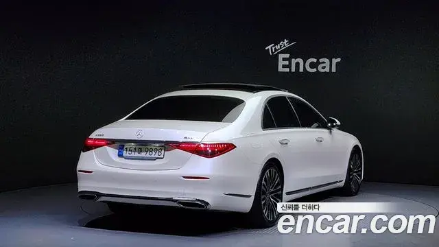 Mercedes-Benz S-Class 2023 — Şəkil 13/20