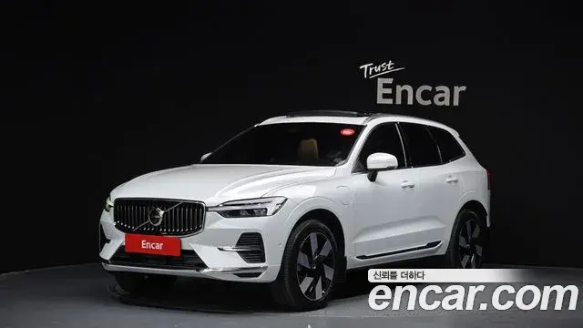 Volvo XC60 2025 — Photo 14/20