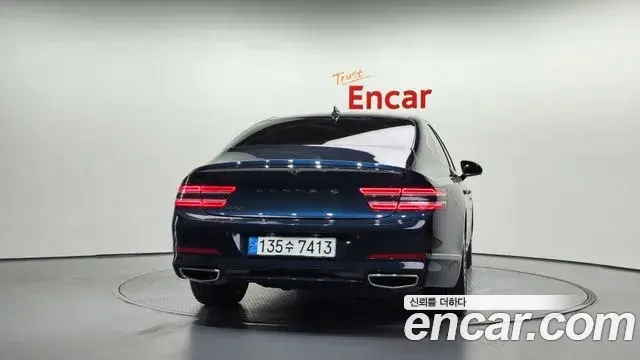 Genesis G80 2021 — Photo 2/20