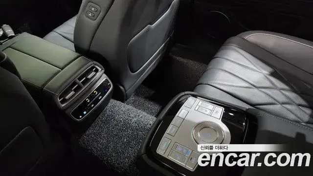 Genesis G80 2021 — Photo 19/20