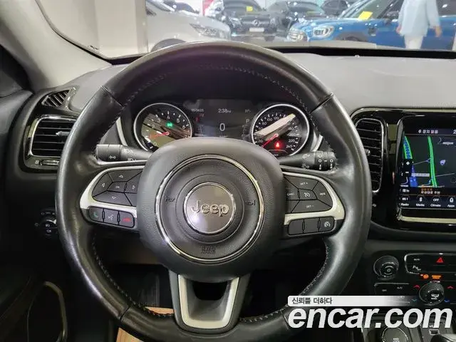 Jeep Compass 2020 — Photo 11/20