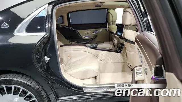 Mercedes-Benz S-Class 2020 — ფოტო 8/20