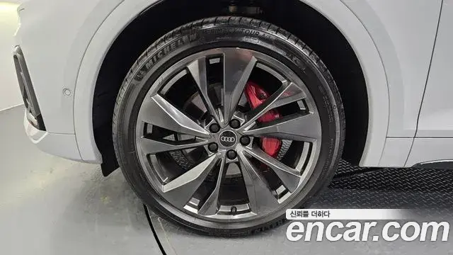 Audi SQ5 2021 — Şəkil 6/20