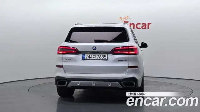 BMW X5 2019 — ფოტო 17/20