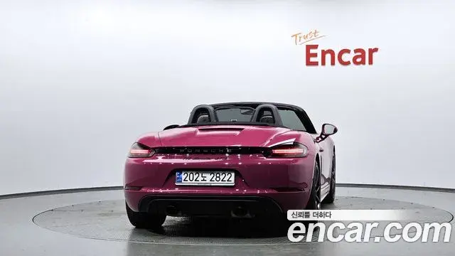 Porsche 718 Boxster 2024 — Фото 4/20