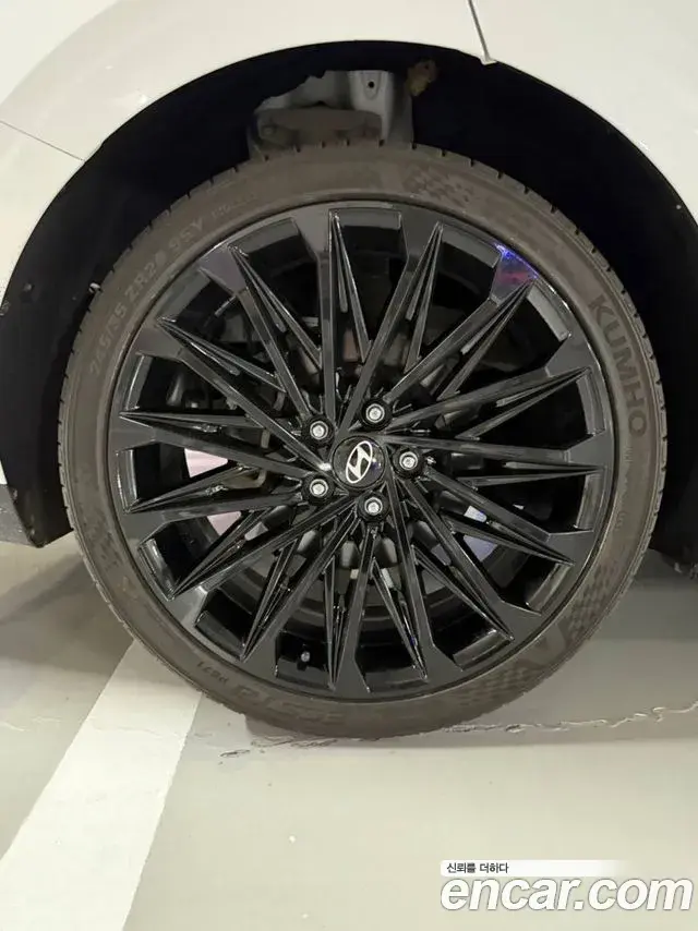 Hyundai Grandeur Hybrid 2023 — Şəkil 2/16
