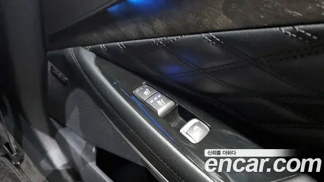 Kia K8 2022 — Photo 2/20