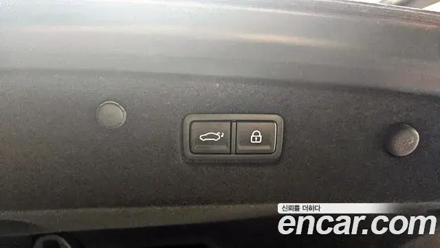 Kia K8 2022 — Photo 15/20