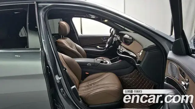 Mercedes-Benz S-Class 2018 — Photo 20/20