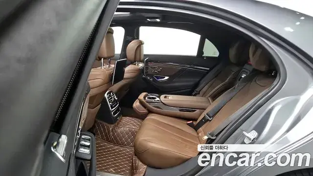 Mercedes-Benz S-Class 2018 — Photo 5/20