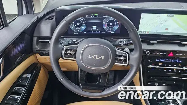 Kia Carnival 2023 — Şəkil 11/20