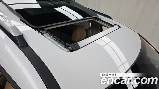 Kia Carnival 2023 — Şəkil 14/20