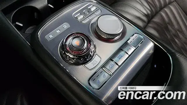 Genesis G90 2022 — Photo 6/20